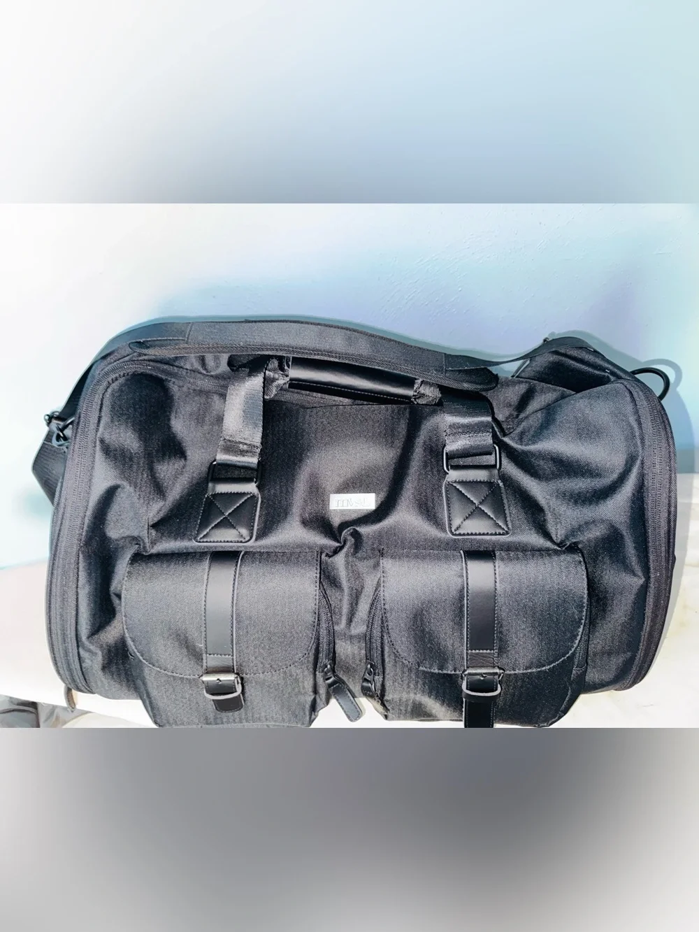 MVST sleek black